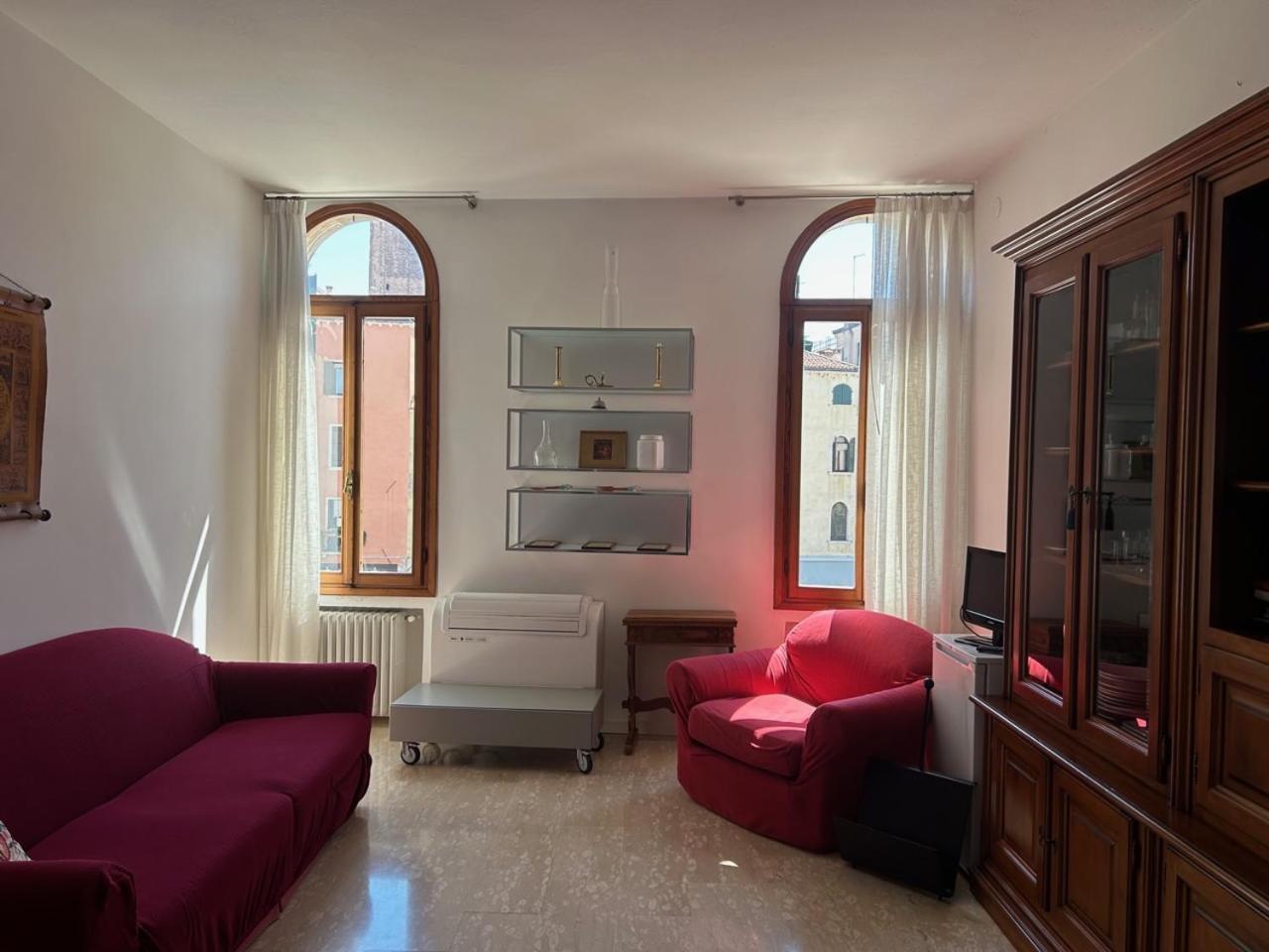 Venice Homes & Holidays Room photo